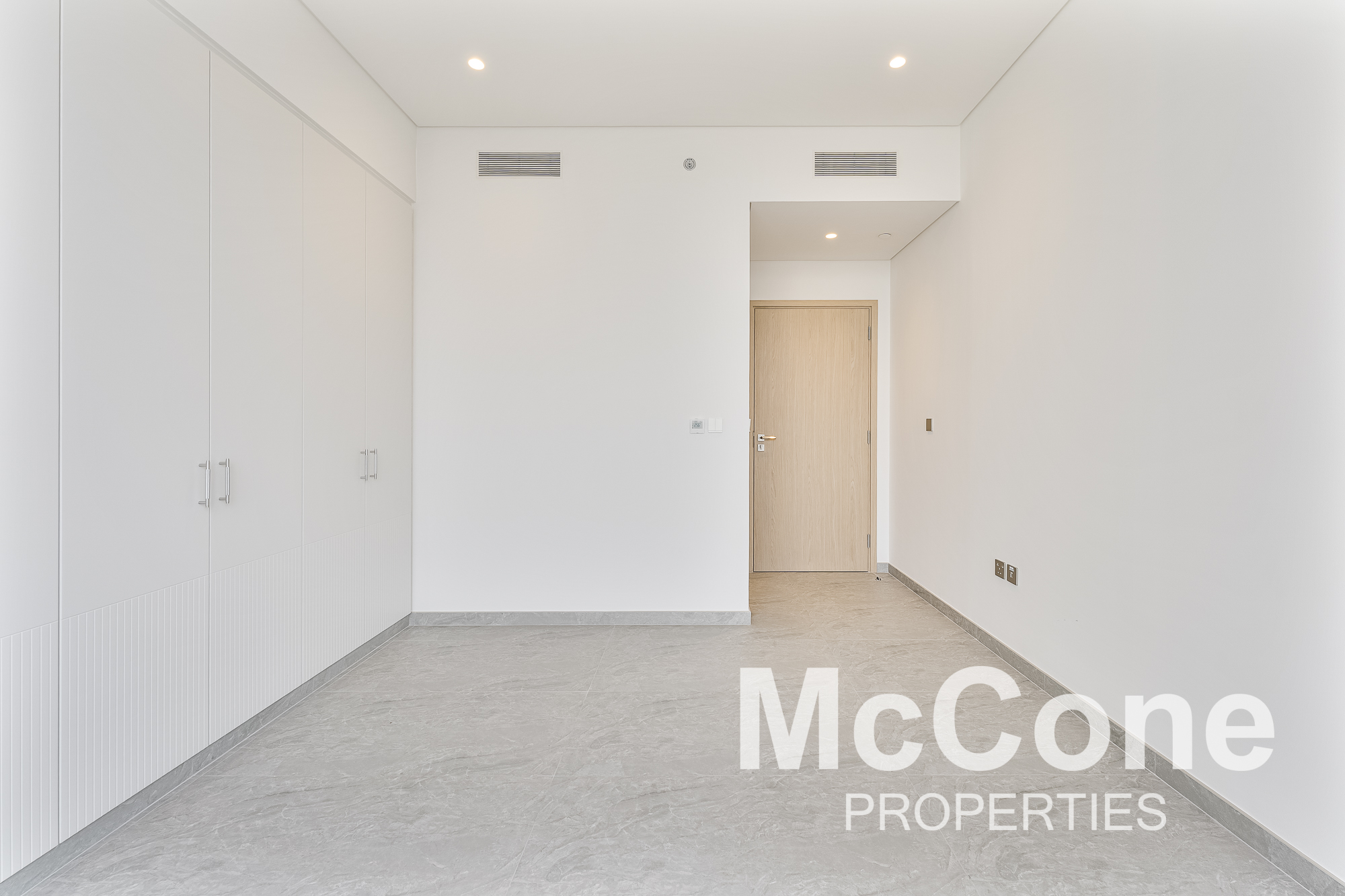 3 Bedroom Apartment for Rent in Peninsula Four, Business Bay — photograph 13 of 30