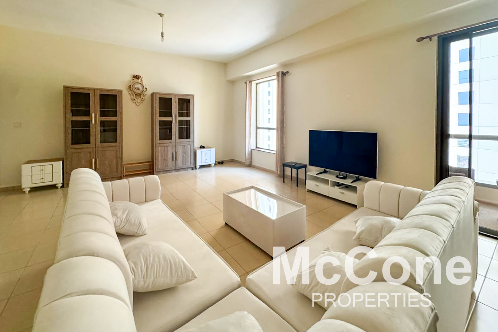 1 Bedroom Apartment for Rent in Rimal 2, Jumeirah Beach Residence — photo 2 of 11