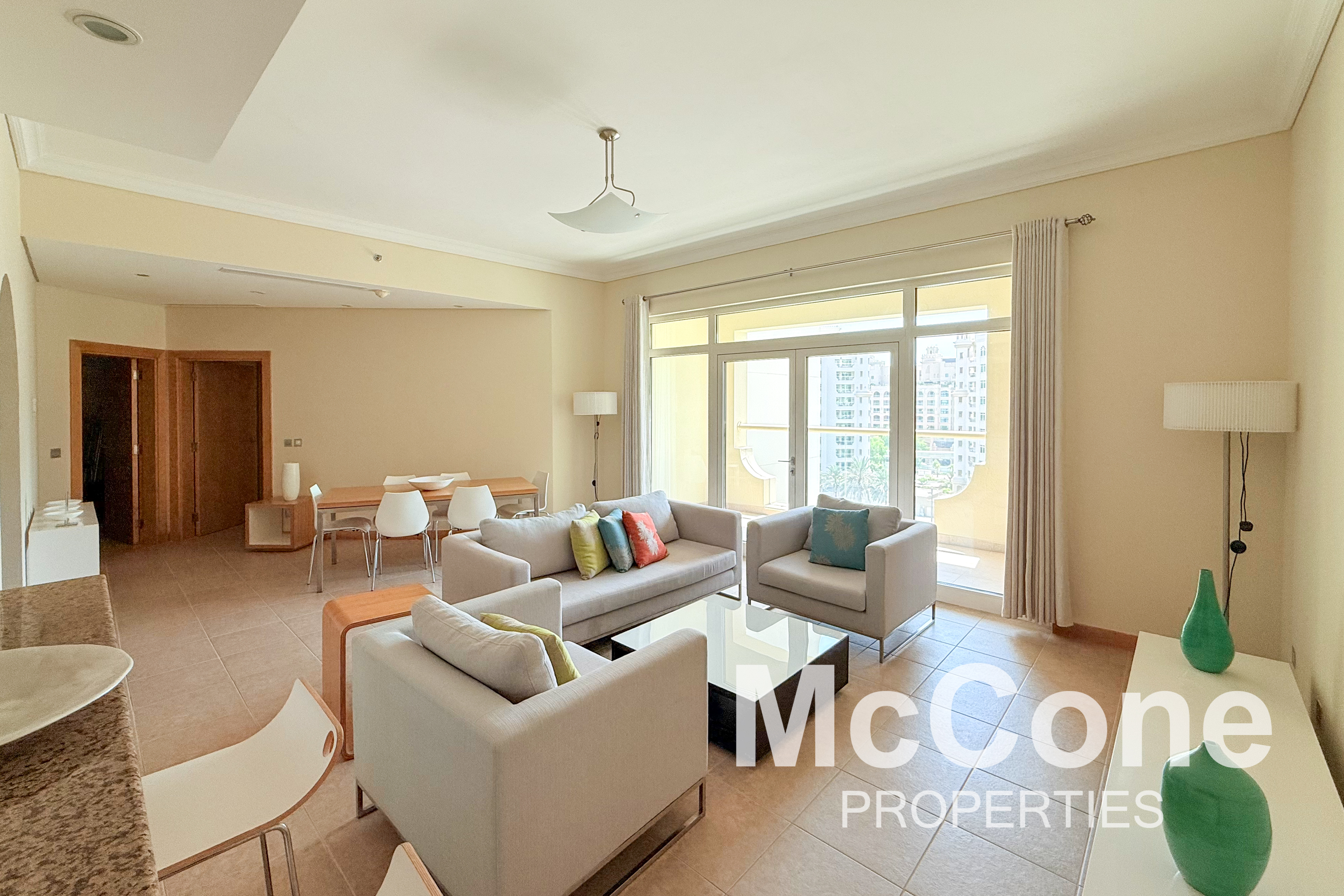 2 Bedroom Apartment for Rent in Al Das, Palm Jumeirah — photo 3 of 25