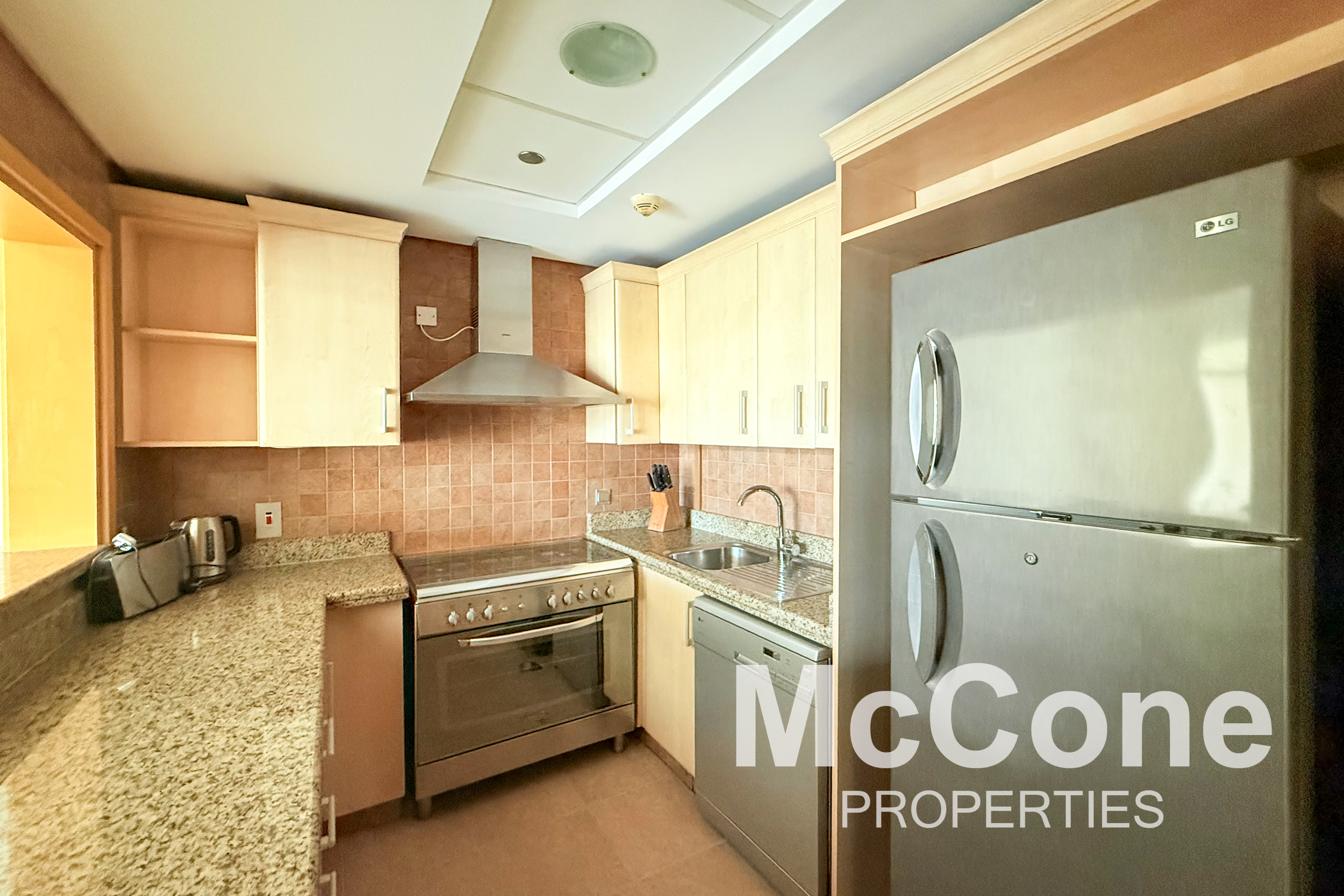 2 Bedroom Apartment for Rent in Al Das, Palm Jumeirah — photo 7 of 25