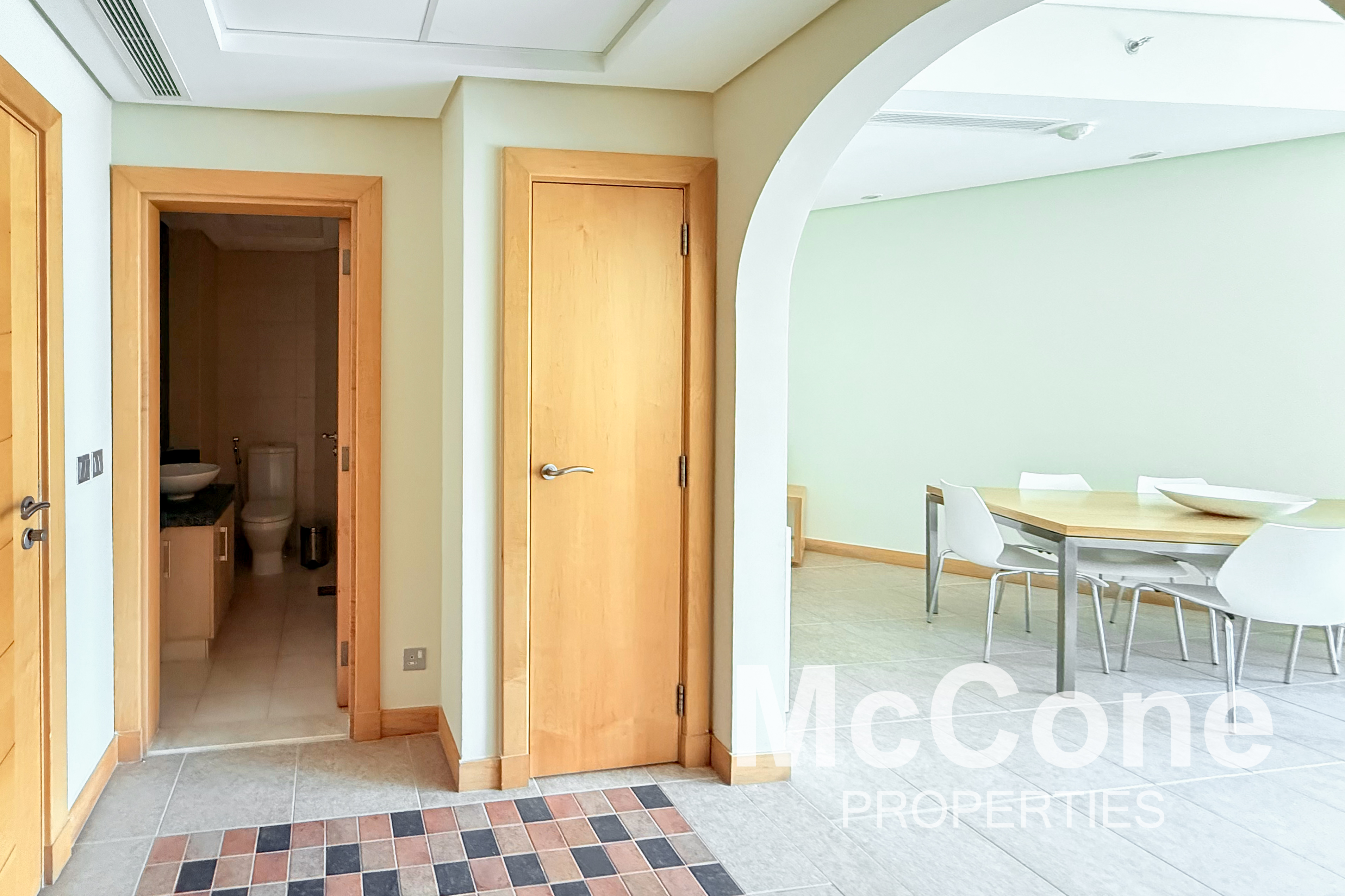 2 Bedroom Apartment for Rent in Al Das, Palm Jumeirah — photo 9 of 25