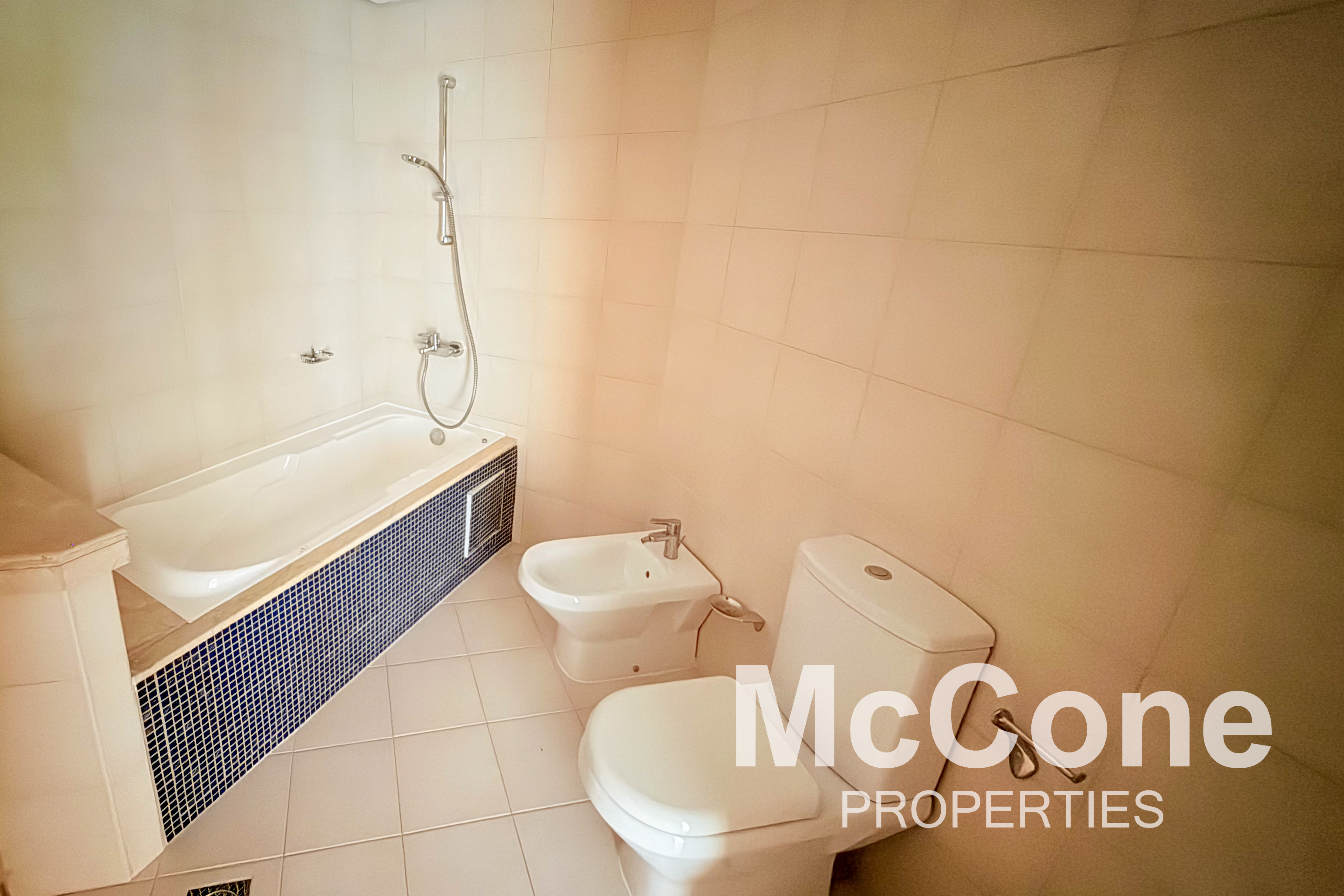 2 Bedroom Apartment for Rent in Al Das, Palm Jumeirah — photograph 18 of 25
