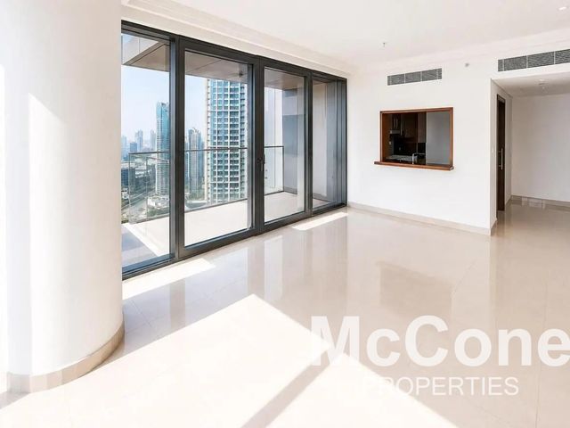 1 Bedroom Apartment for Rent in Boulevard Point, Downtown Dubai