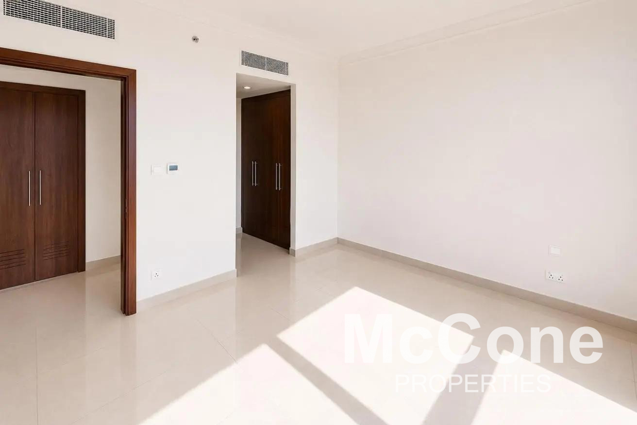 1 Bedroom Apartment for Rent in Boulevard Point, Downtown Dubai — photo 5 of 10