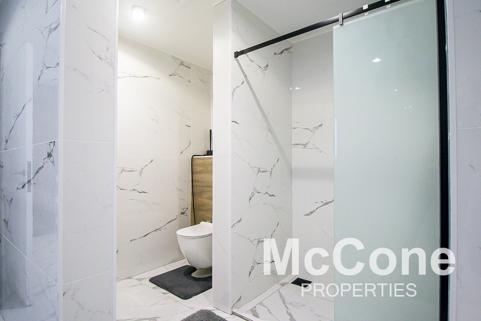 4 Bedroom Apartment for Rent in Sadaf 8, Jumeirah Beach Residence — photograph 15 of 23