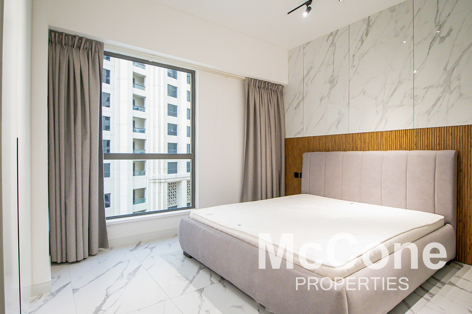 4 Bedroom Apartment for Rent in Sadaf 8, Jumeirah Beach Residence — photograph 19 of 23