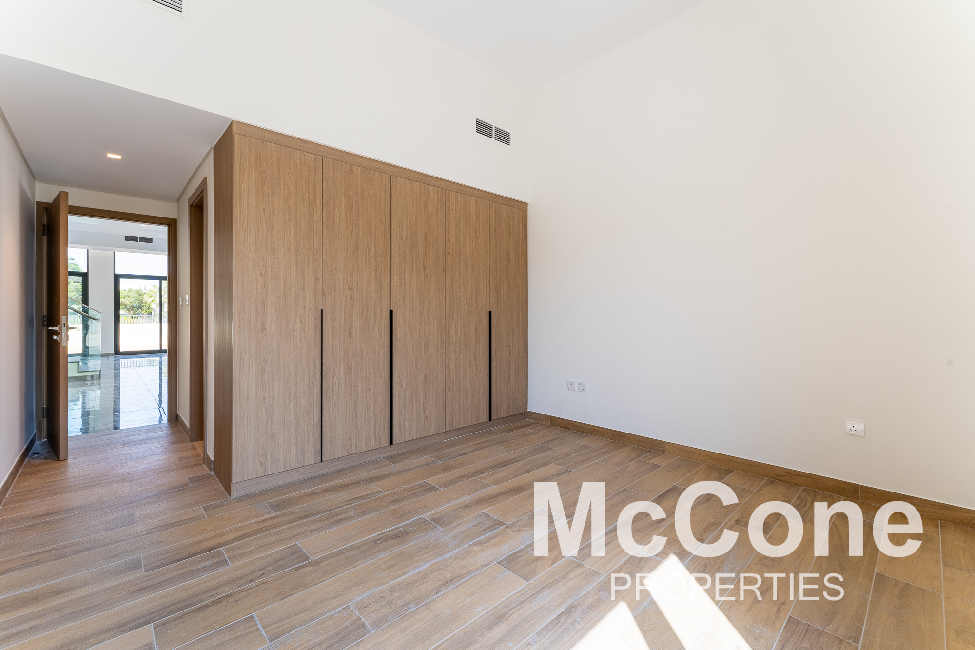 4 Bedroom Villa for Rent in Murooj Al Furjan East, Al Furjan — photograph 17 of 28