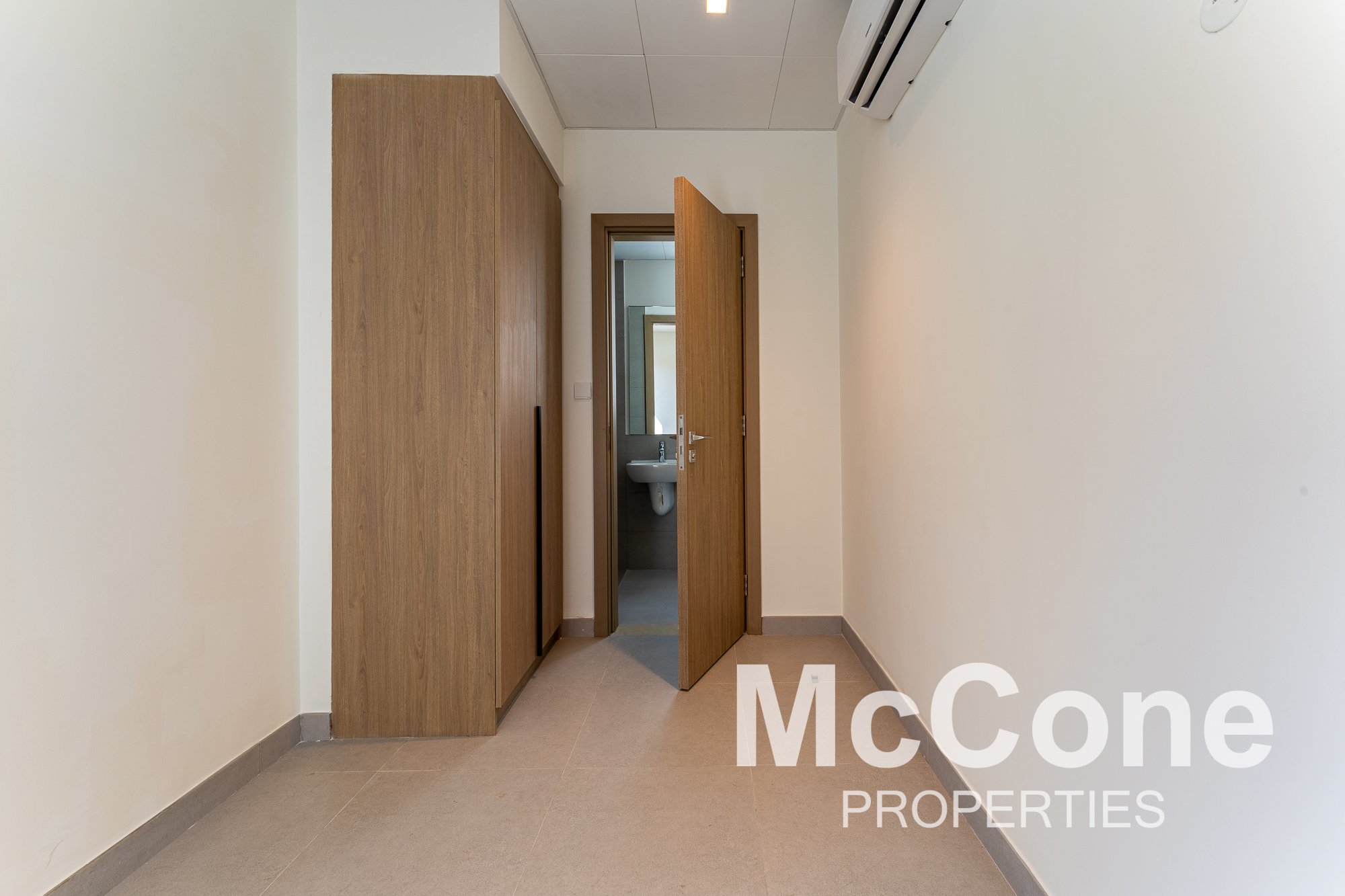 4 Bedroom Villa for Rent in Murooj Al Furjan East, Al Furjan — photograph 18 of 28