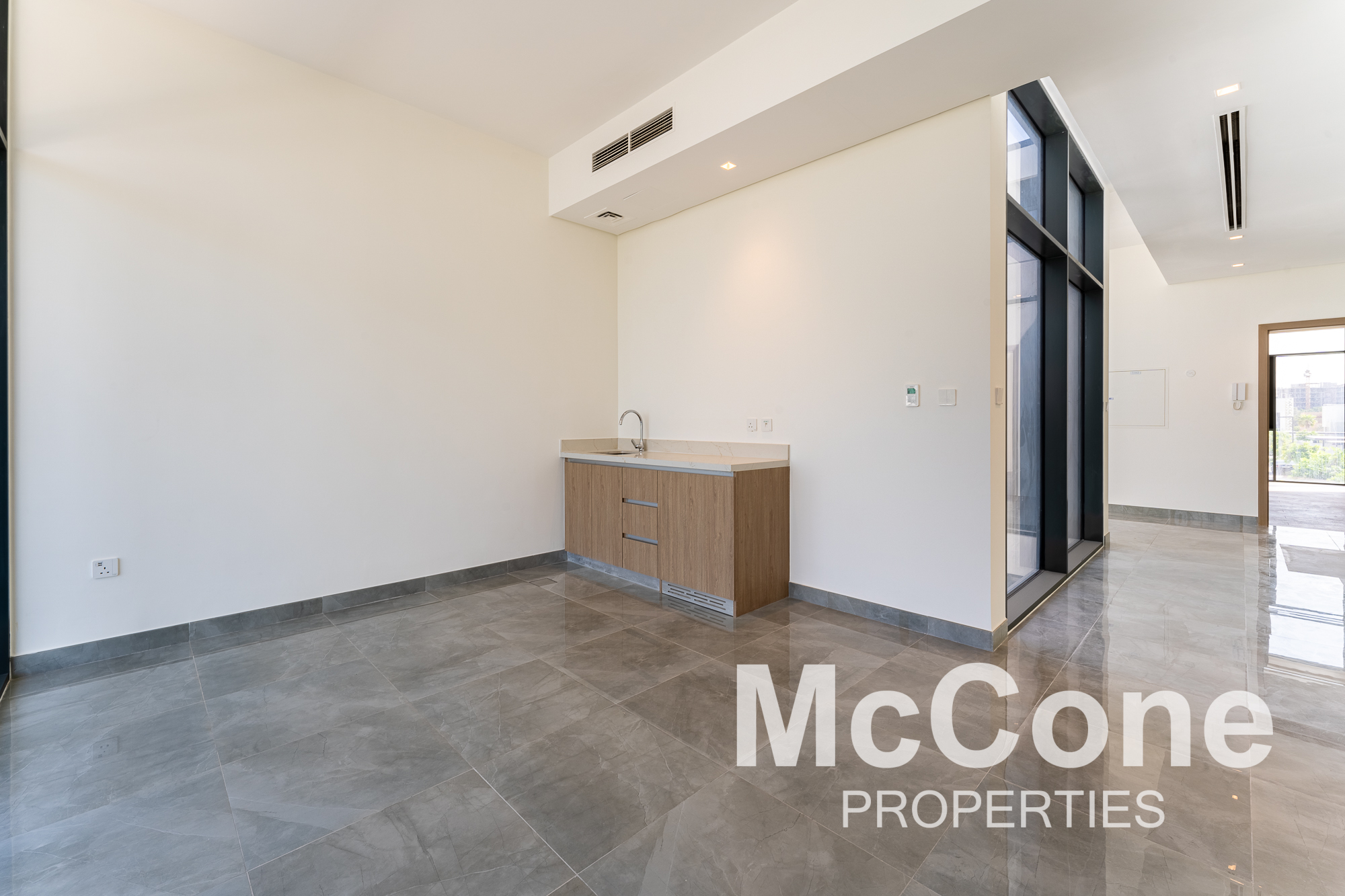 4 Bedroom Villa for Rent in Murooj Al Furjan East, Al Furjan — photograph 11 of 28