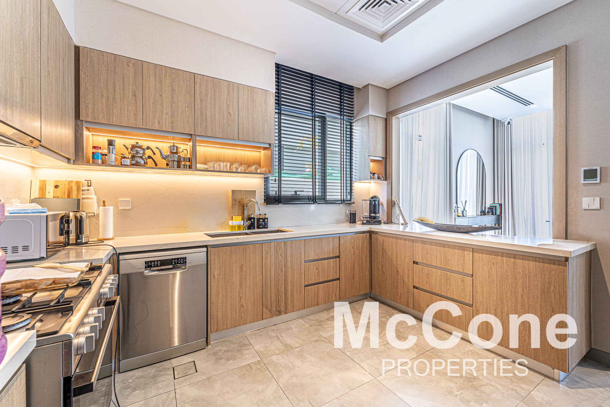 4 Bedroom Villa for Rent in Murooj Al Furjan East, Al Furjan — photograph 14 of 30