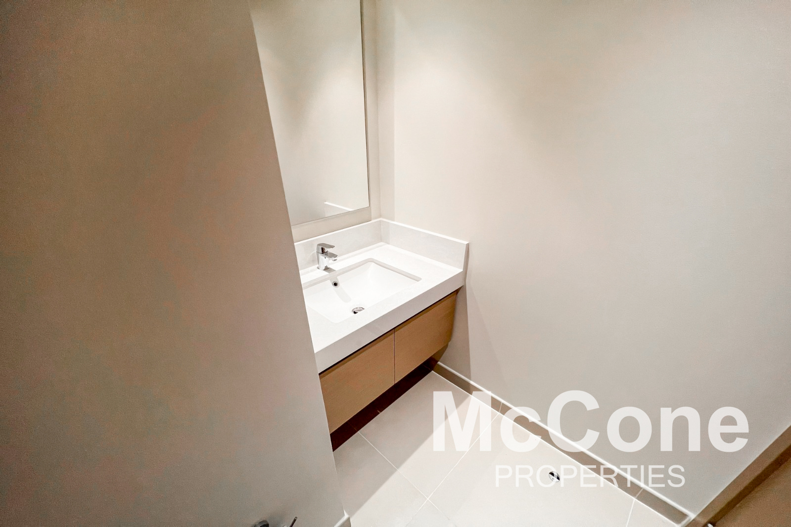 3 Bedroom Apartment for Rent in Harbour Gate Tower 1, Dubai Creek Harbour (The Lagoons) — photograph 22 of 26