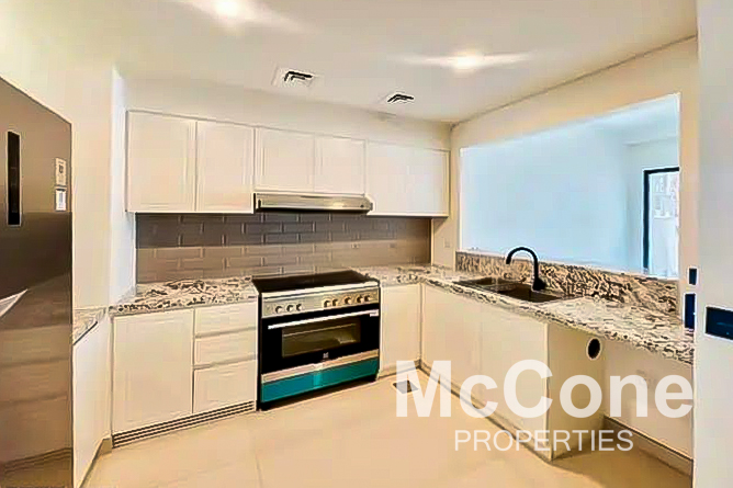4 Bedroom Villa for Rent in Costa Brava 2, Damac Lagoons — photo 3 of 13