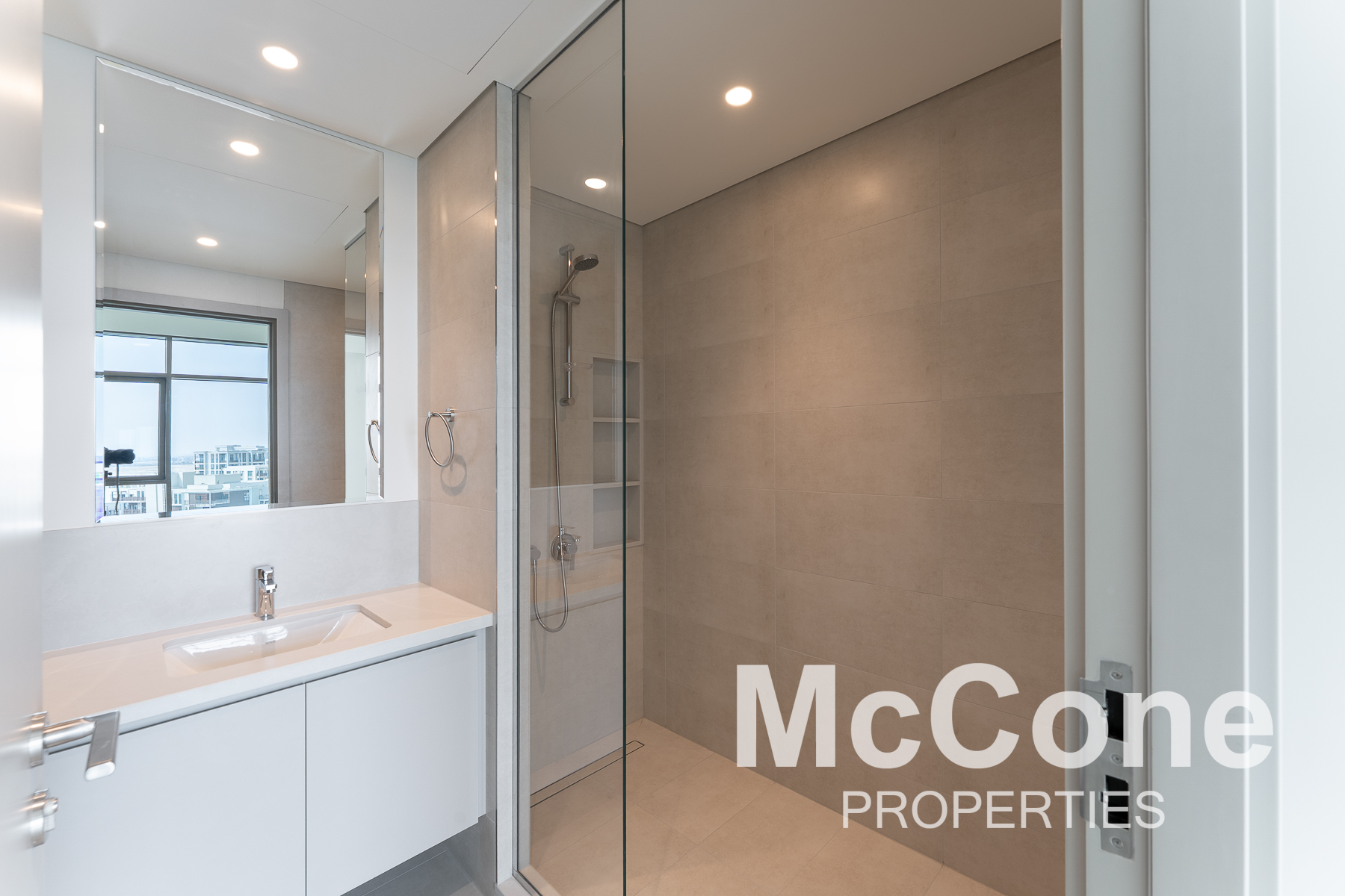2 Bedroom Apartment for Rent in Creek Palace, Dubai Creek Harbour (The Lagoons) — photograph 16 of 24