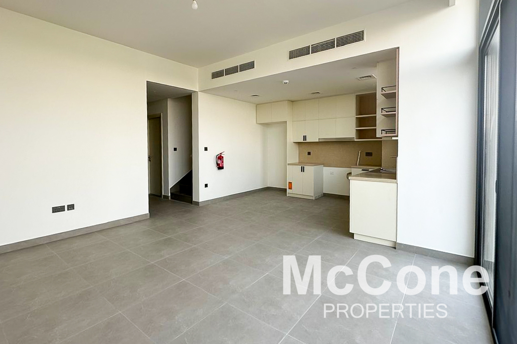 3 Bedroom Townhouse for Rent in Ruba, Arabian Ranches 3 — photo 2 of 24