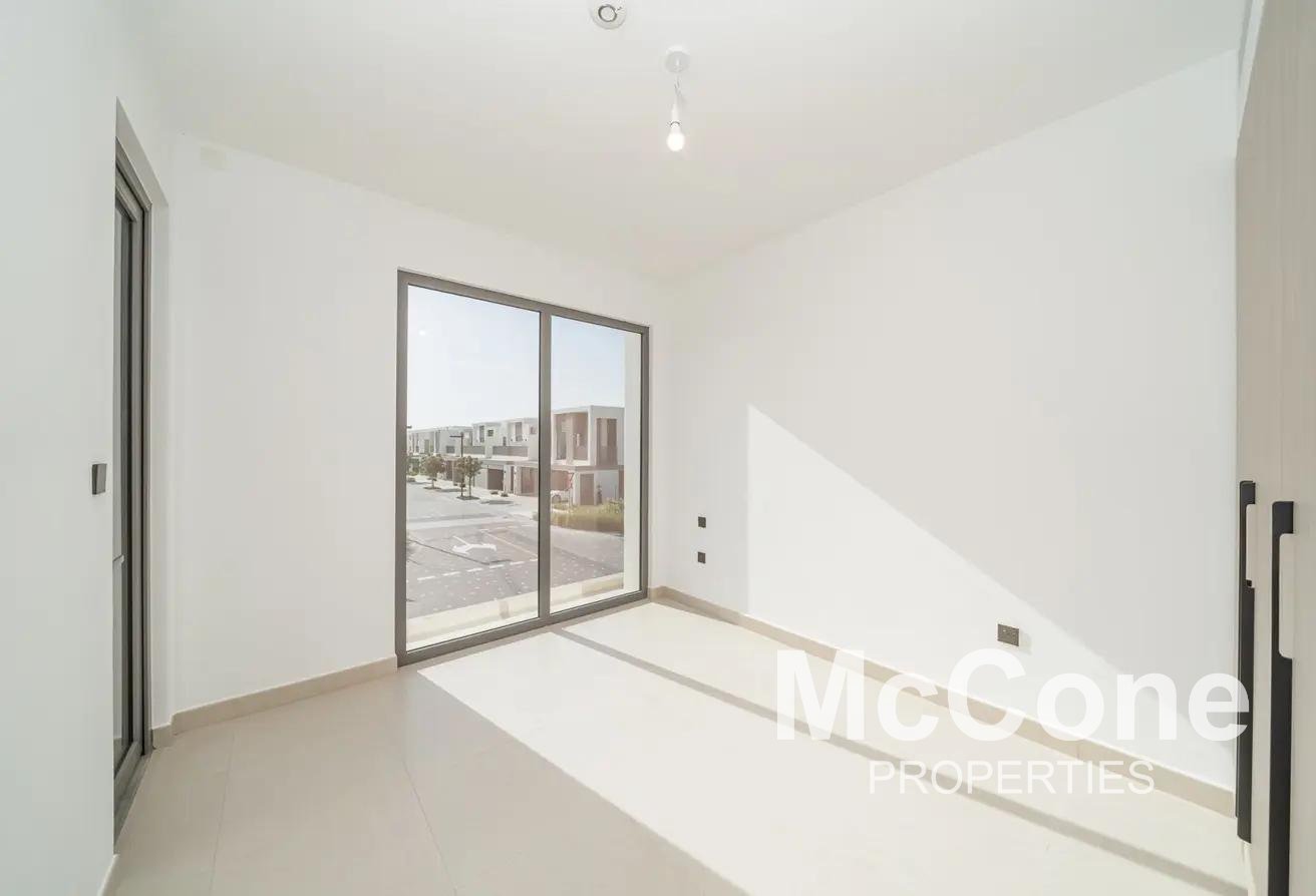 4 Bedroom Townhouse for Rent in Aura Gardens, Tilal Al Ghaf — photograph 12 of 19