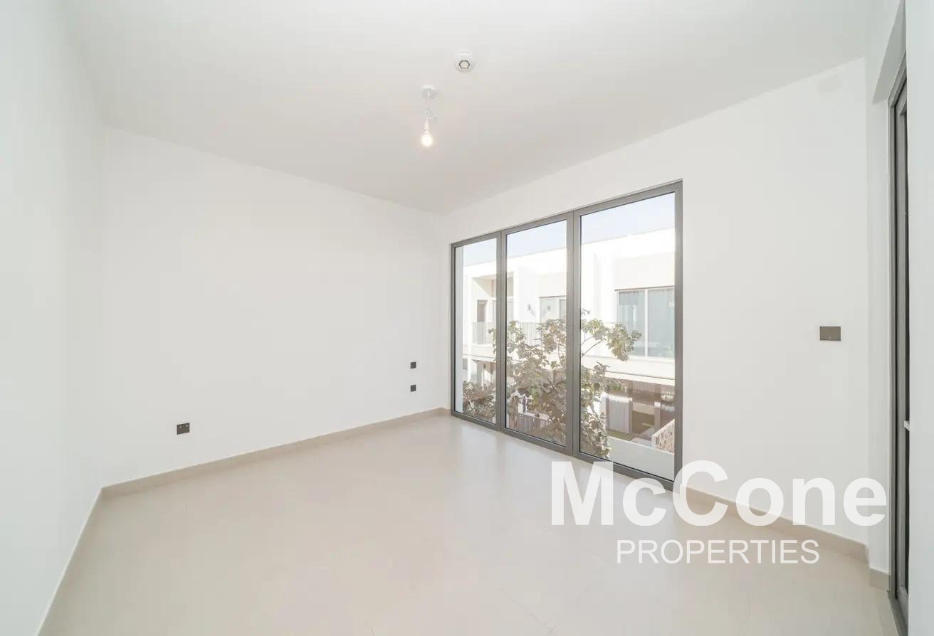 4 Bedroom Townhouse for Rent in Aura Gardens, Tilal Al Ghaf — photograph 13 of 19
