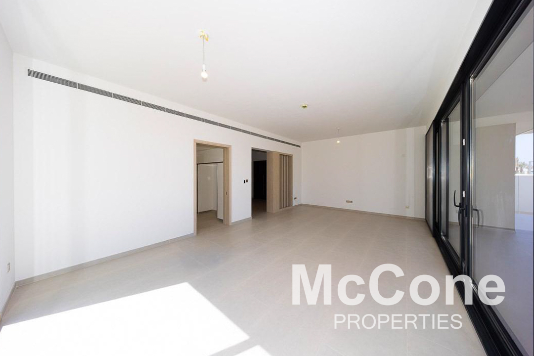 4 Bedroom Villa for Rent in Jebel Ali Village Villas, Jebel Ali — photo 3 of 21