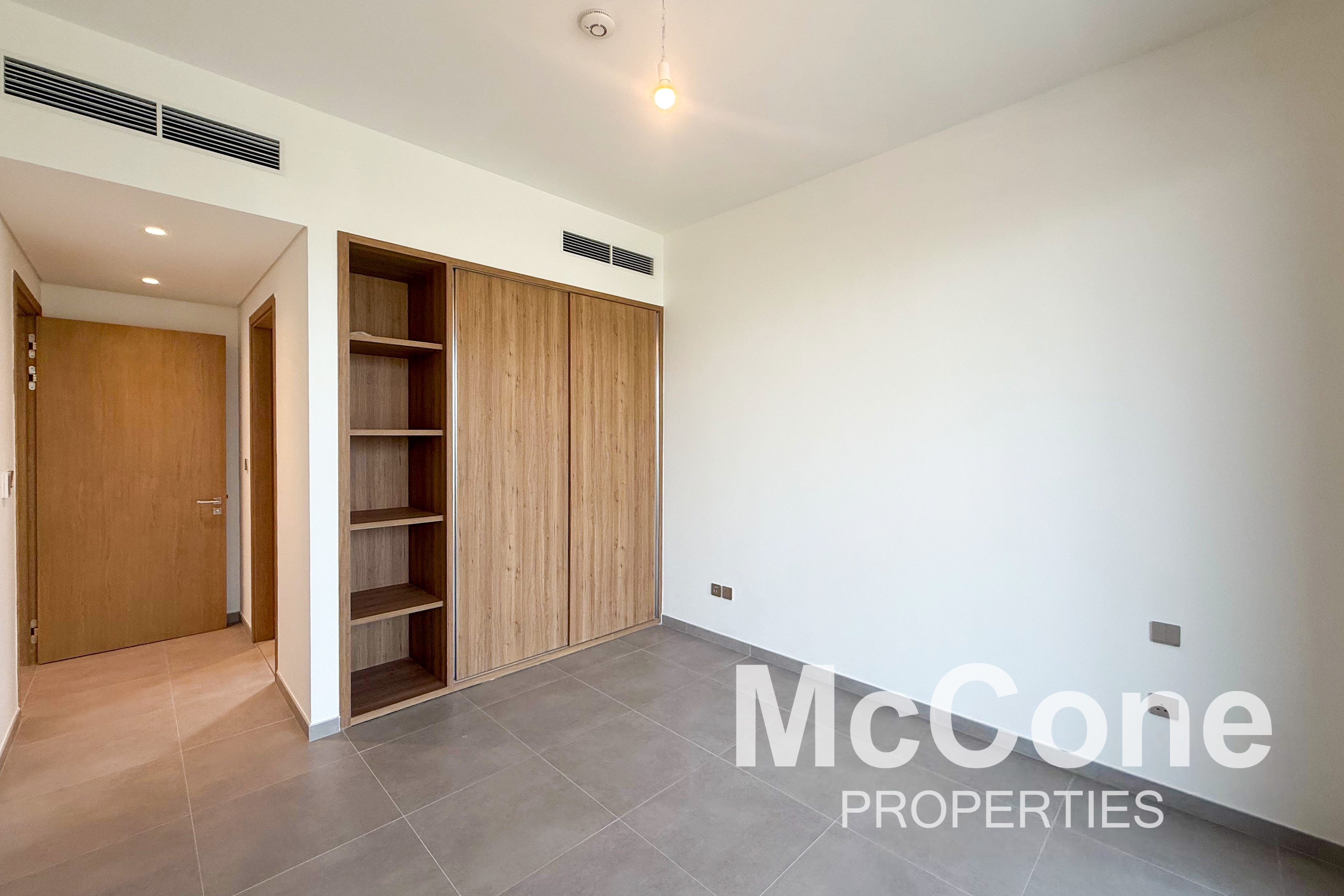 4 Bedroom Villa for Rent in Jebel Ali Village Villas, Jebel Ali — photograph 16 of 21