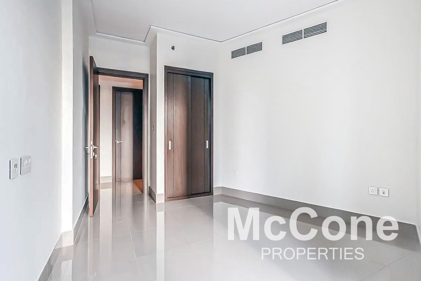 2 Bedroom Apartment for Rent in Opera Grand, Downtown Dubai — photograph 10 of 20