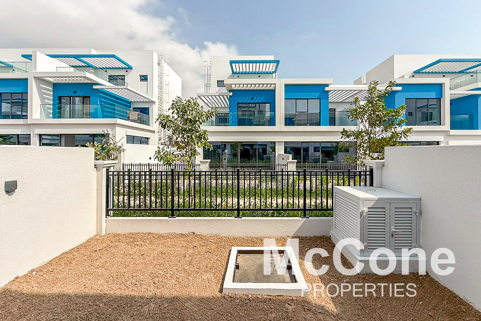 5 Bedroom Villa for Rent in Santorini, Damac Lagoons