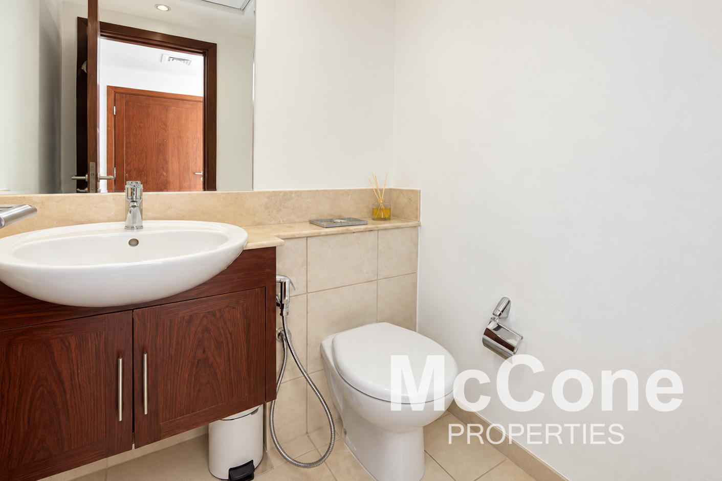 2 Bedroom Apartment for Rent in The Residences 6, Downtown Dubai — photograph 13 of 17