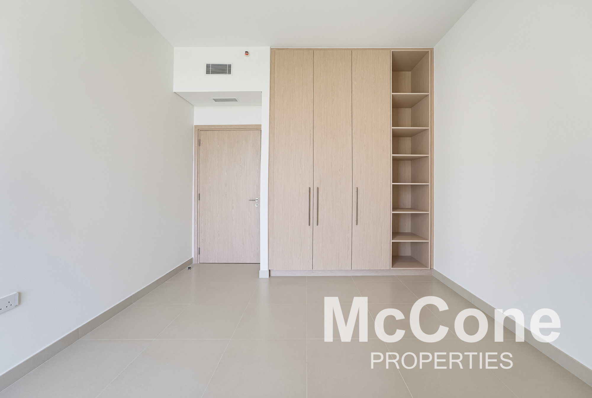 3 Bedroom Apartment for Sale in Golf Heights, The Views — photograph 11 of 29