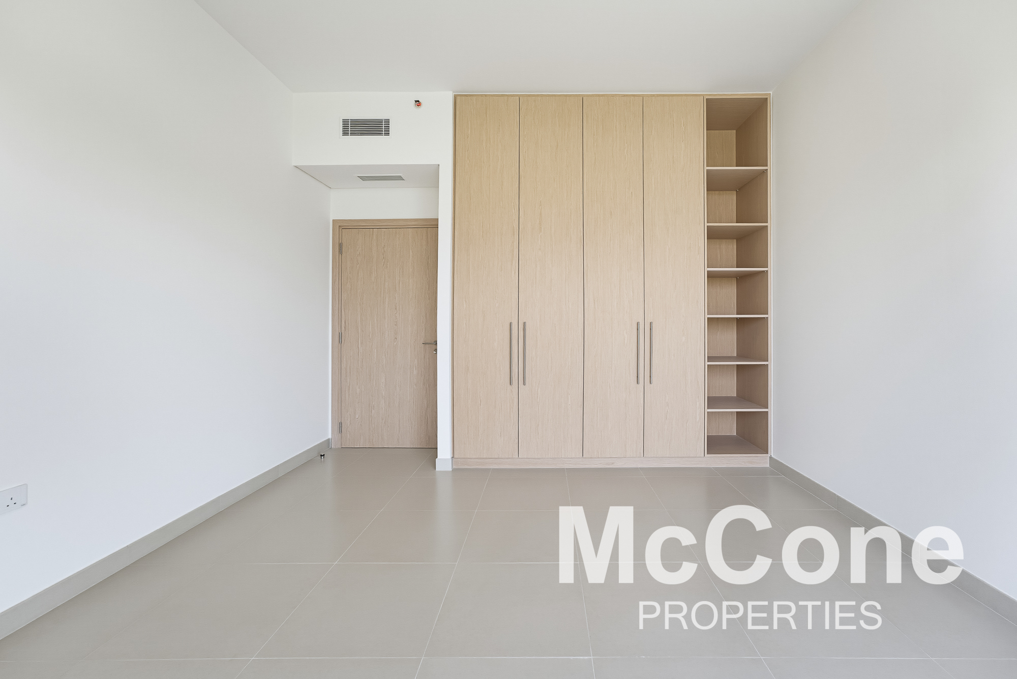 3 Bedroom Apartment for Sale in Golf Heights, The Views — photograph 12 of 29