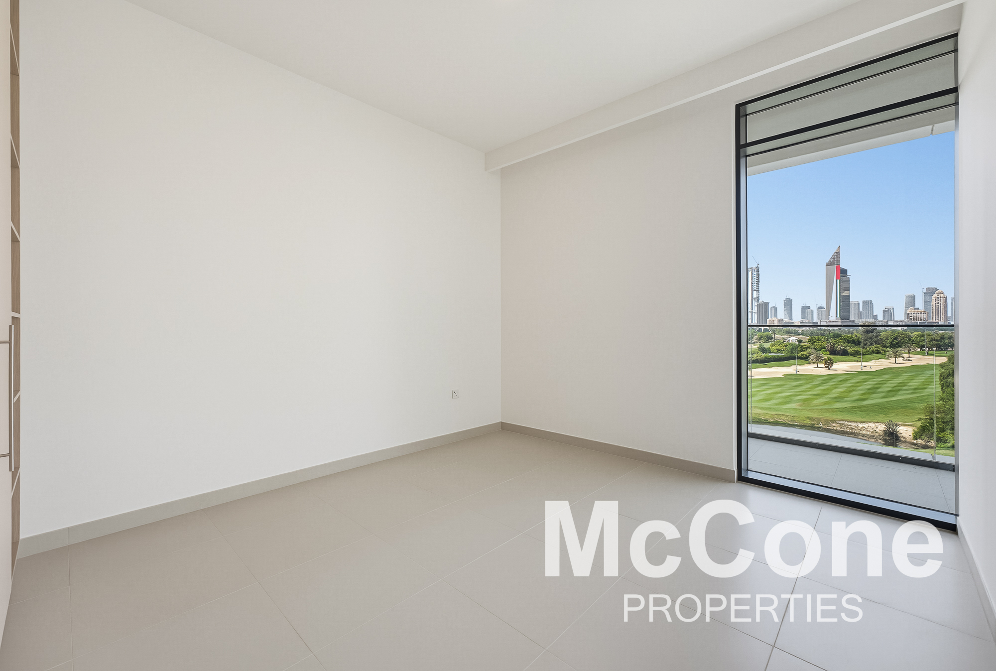 3 Bedroom Apartment for Sale in Golf Heights, The Views — photo 4 of 29