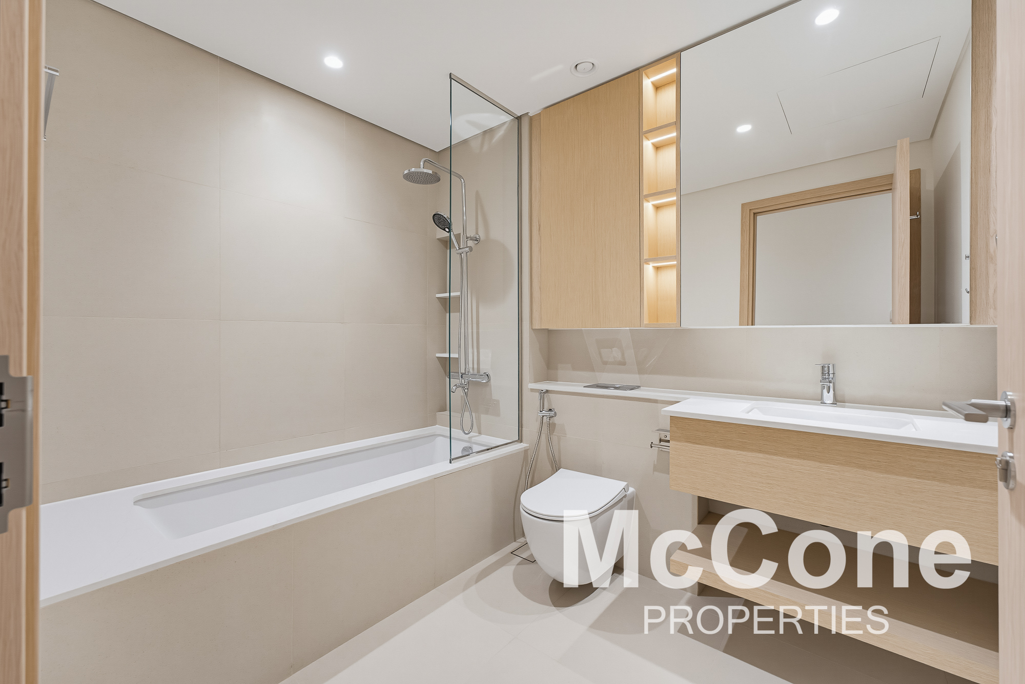 3 Bedroom Apartment for Sale in Golf Heights, The Views — photograph 17 of 29