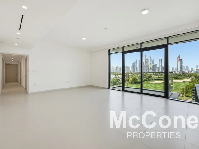 3 Bedroom Apartment for Sale in Golf Heights, The Views