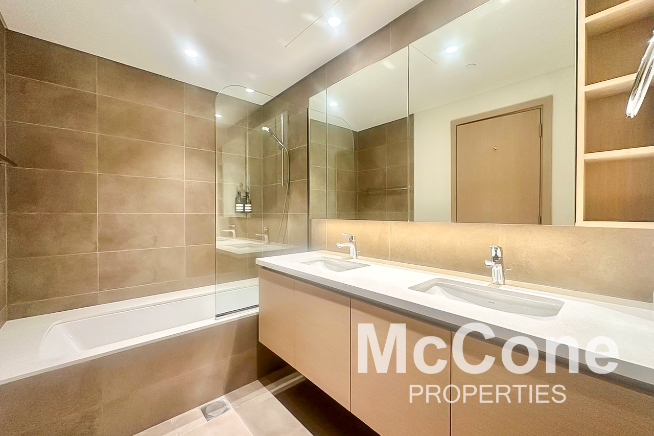 2 Bedroom Apartment for Rent in Creek Gate Tower 1, Dubai Creek Harbour (The Lagoons) — photograph 13 of 16
