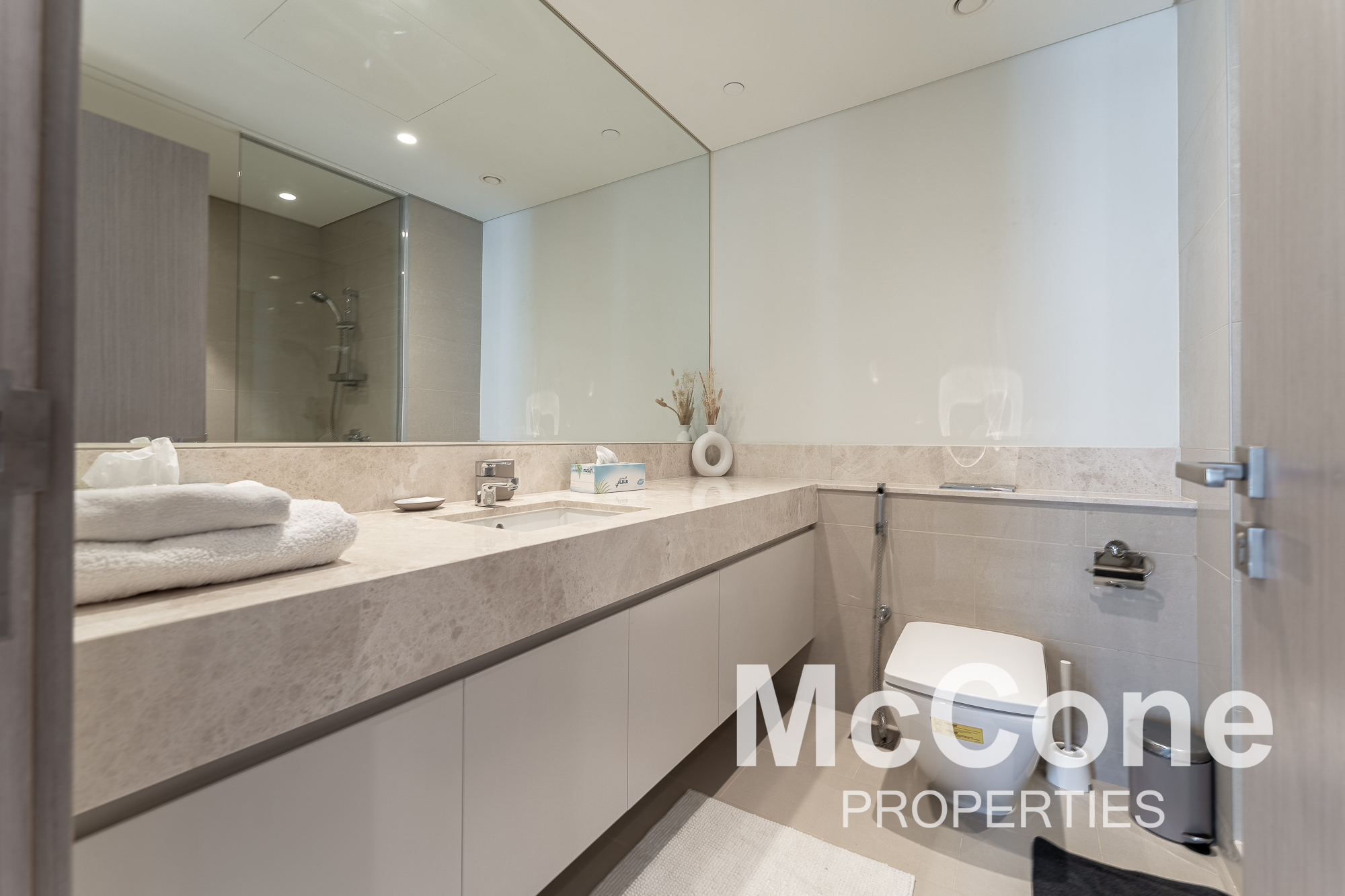 2 Bedroom Apartment for Rent in Act Two, Downtown Dubai — photo 8 of 18