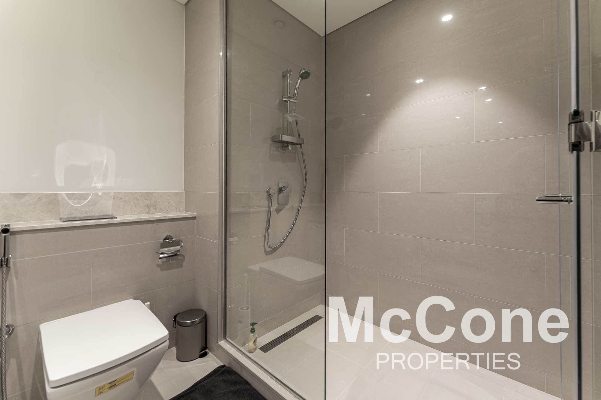 2 Bedroom Apartment for Rent in Act Two, Downtown Dubai — photo 9 of 18