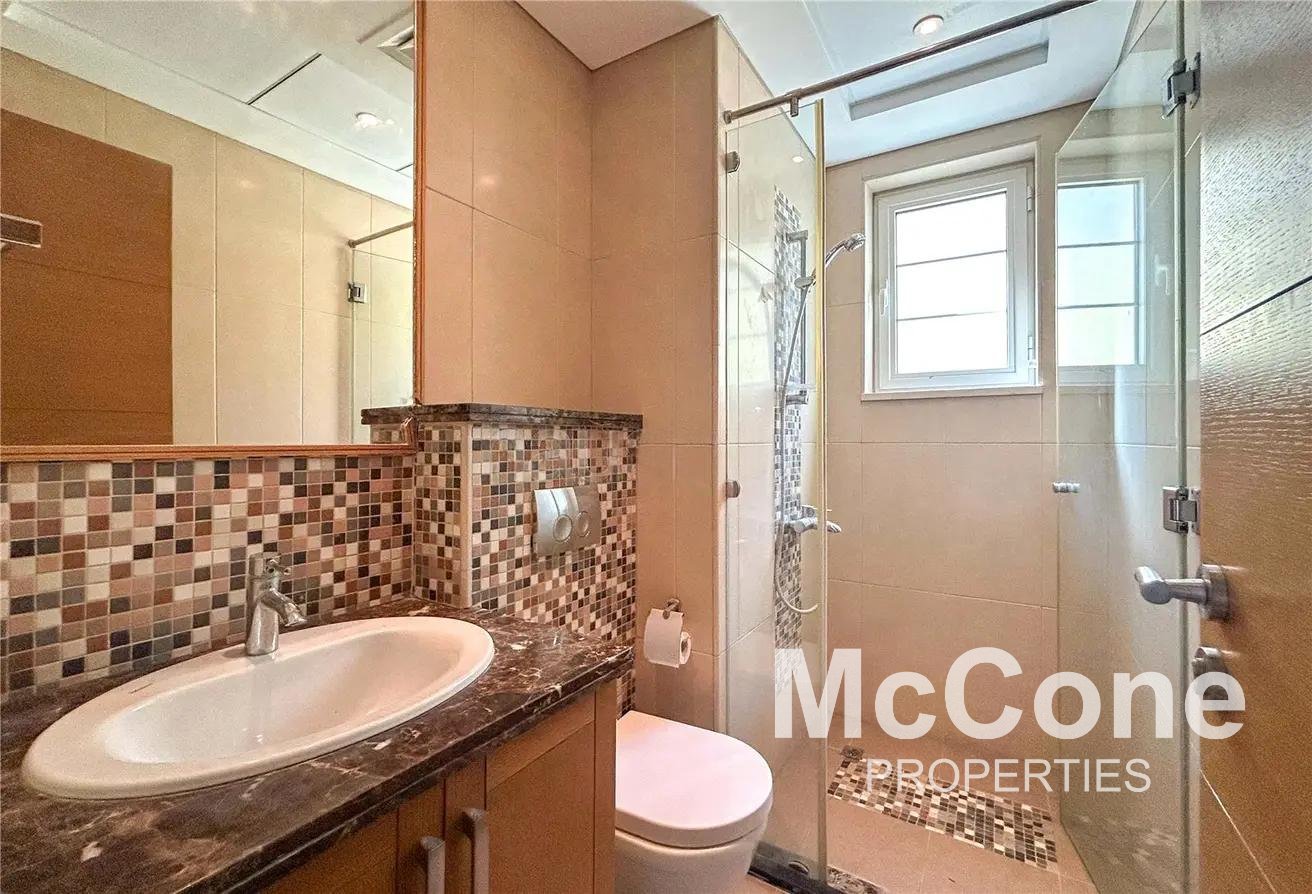 3 Bedroom Villa for Rent in District 8, Jumeirah Park — photograph 11 of 16