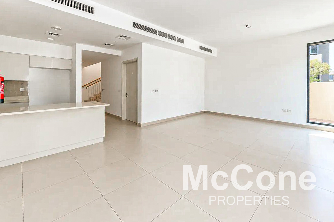 4 Bedroom Villa for Rent in Maple at Dubai Hills Estate 1, Dubai Hills Estate — photo 3 of 11