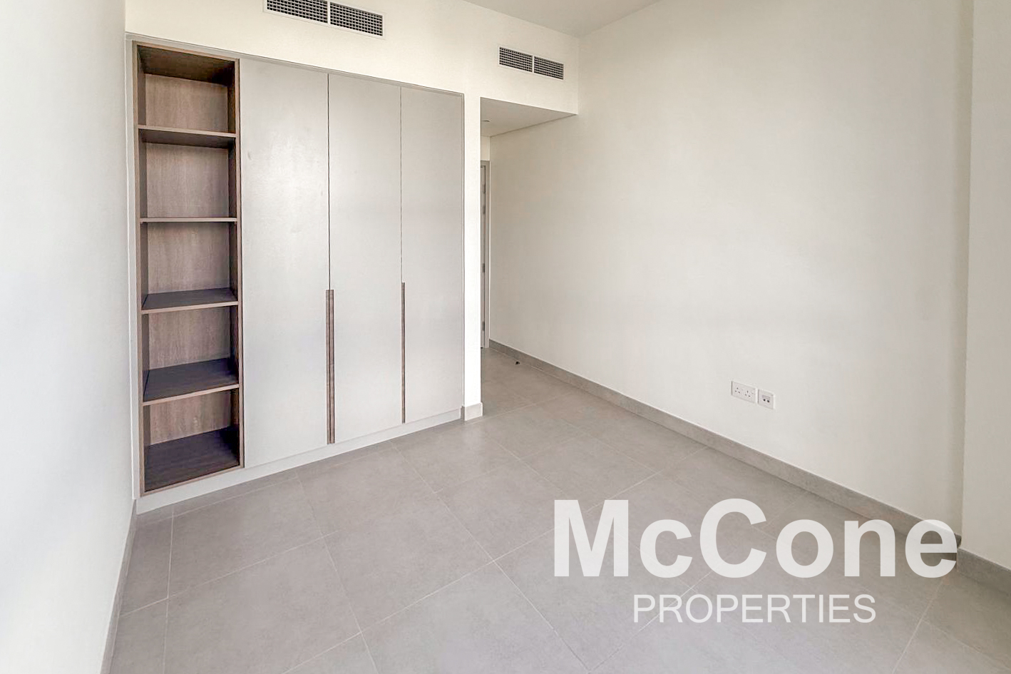 3 Bedroom Townhouse for Rent in Orania, The Valley — photograph 10 of 18