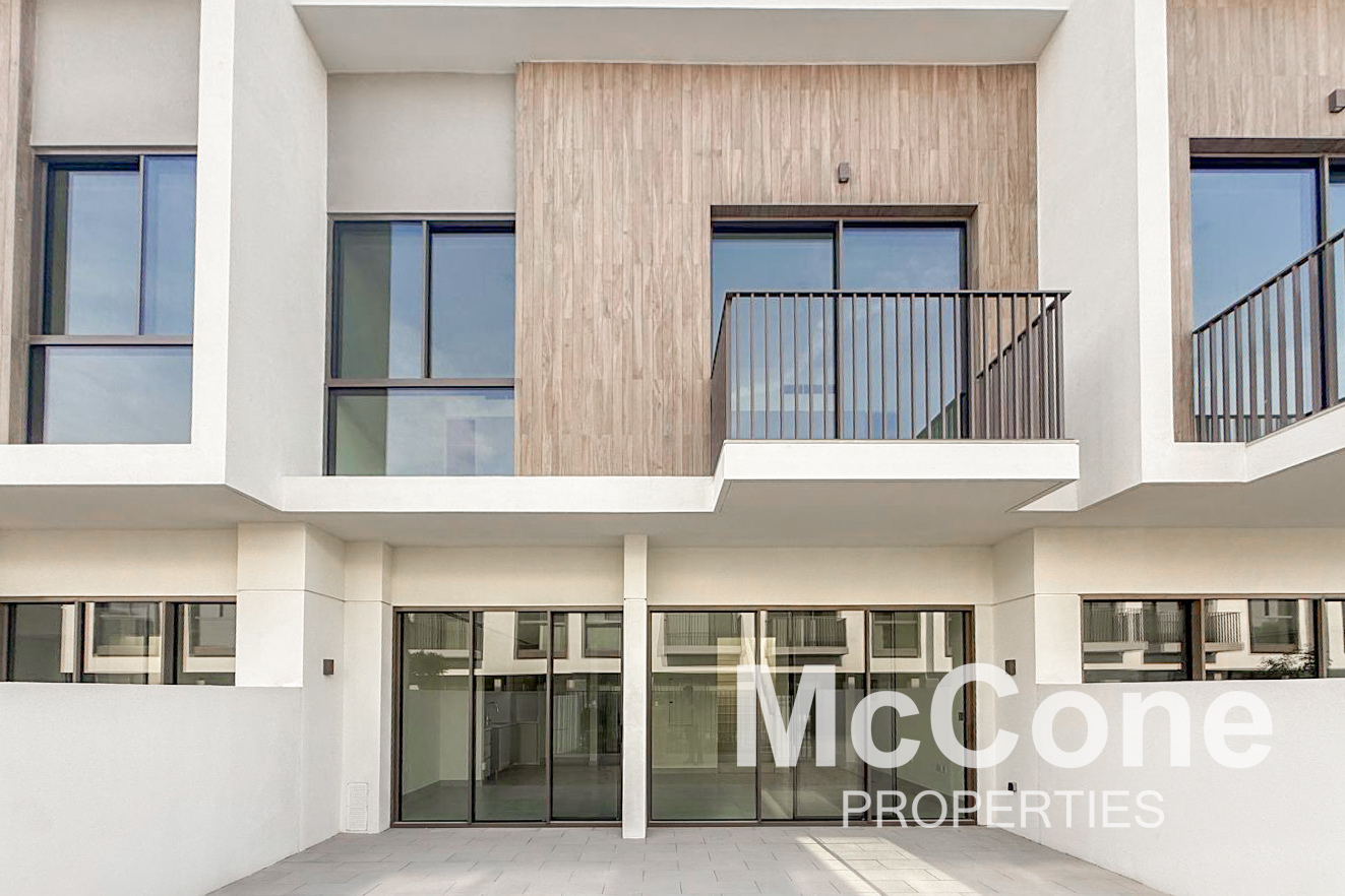 3 Bedroom Townhouse for Rent in Orania, The Valley
