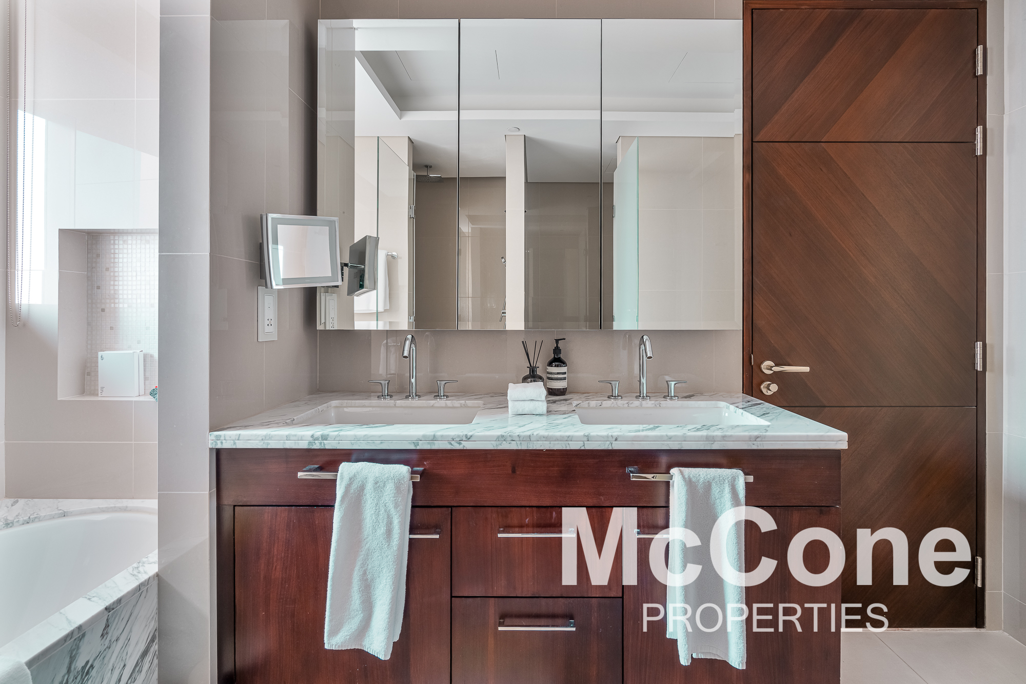2 Bedroom Apartment for Rent in The Address Sky View Tower 1, Downtown Dubai — photograph 17 of 22