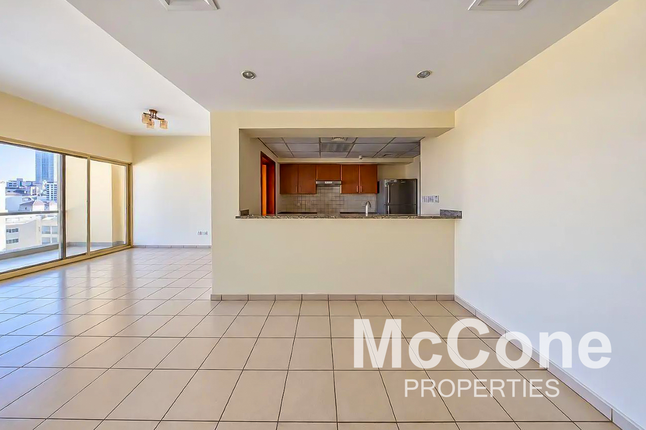 2 Bedroom Apartment for Rent in Al Dhafra 2, Greens — photo 2 of 10