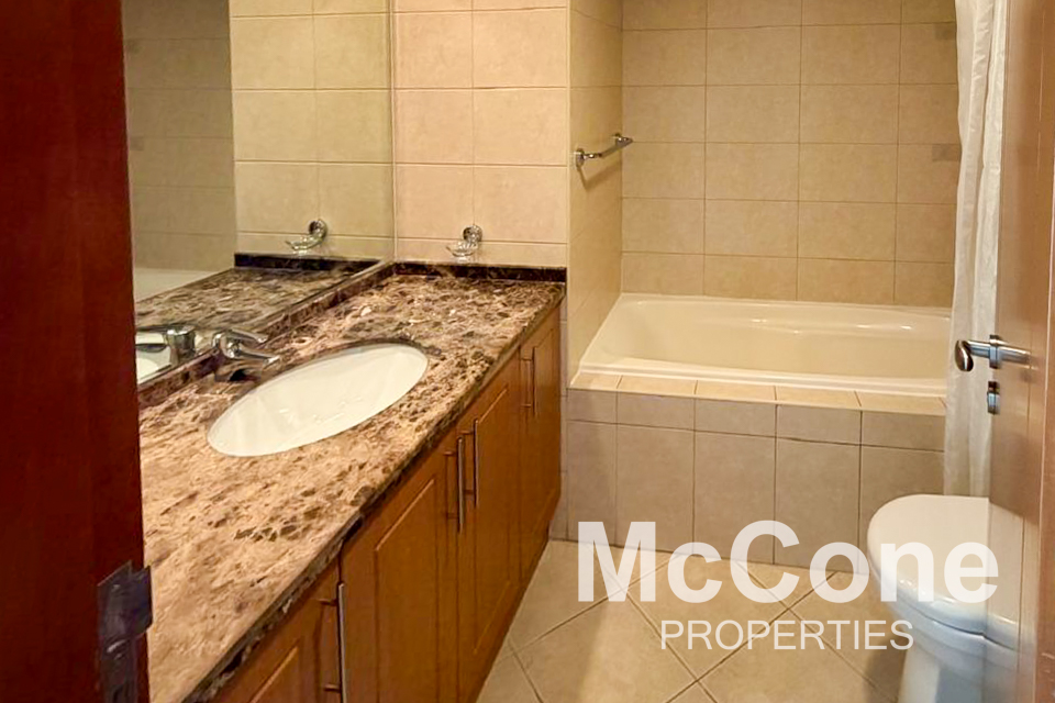 2 Bedroom Apartment for Rent in Al Seef Tower 2, Jumeirah Lake Towers — photograph 11 of 12