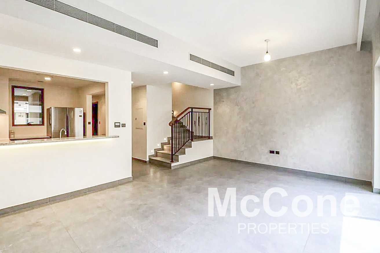 4 Bedroom Villa for Rent in Malta, Damac Lagoons — photo 2 of 10