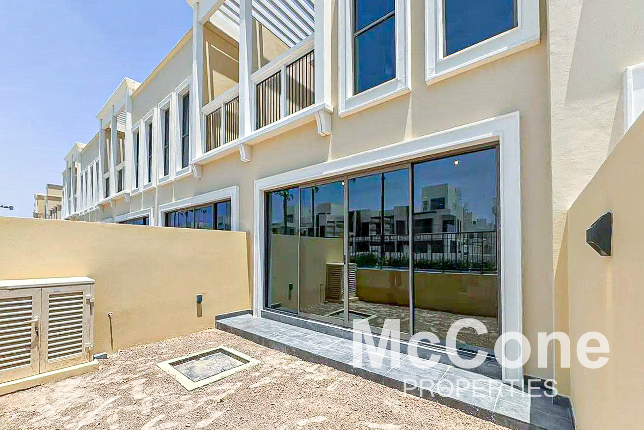 4 Bedroom Villa for Rent in Malta, Damac Lagoons — photograph 10 of 10