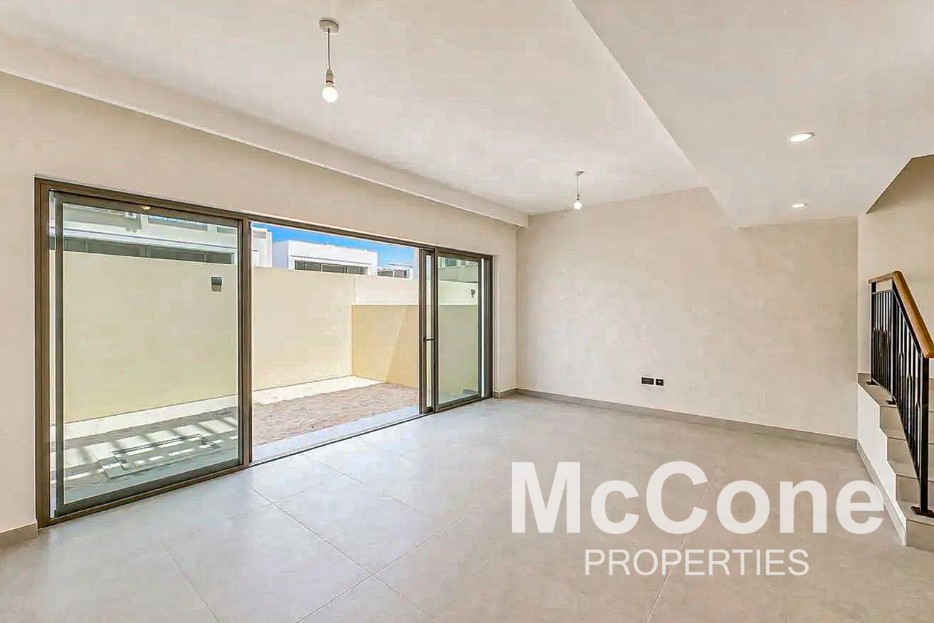 4 Bedroom Villa for Rent in Malta, Damac Lagoons — photo 3 of 10