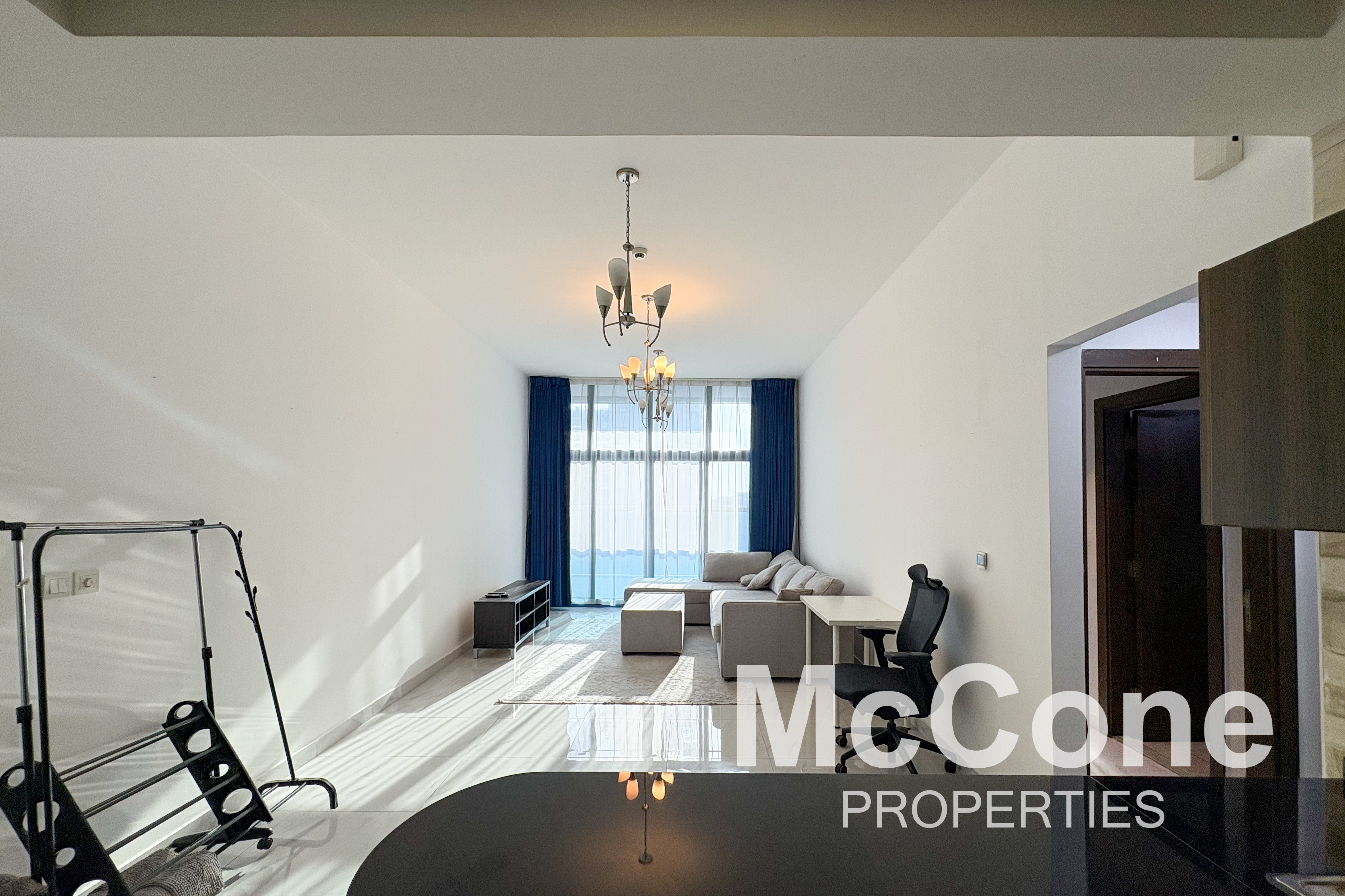 2 Bedroom Apartment for Rent in Sydney Tower, Jumeirah Village Circle — photo 2 of 11