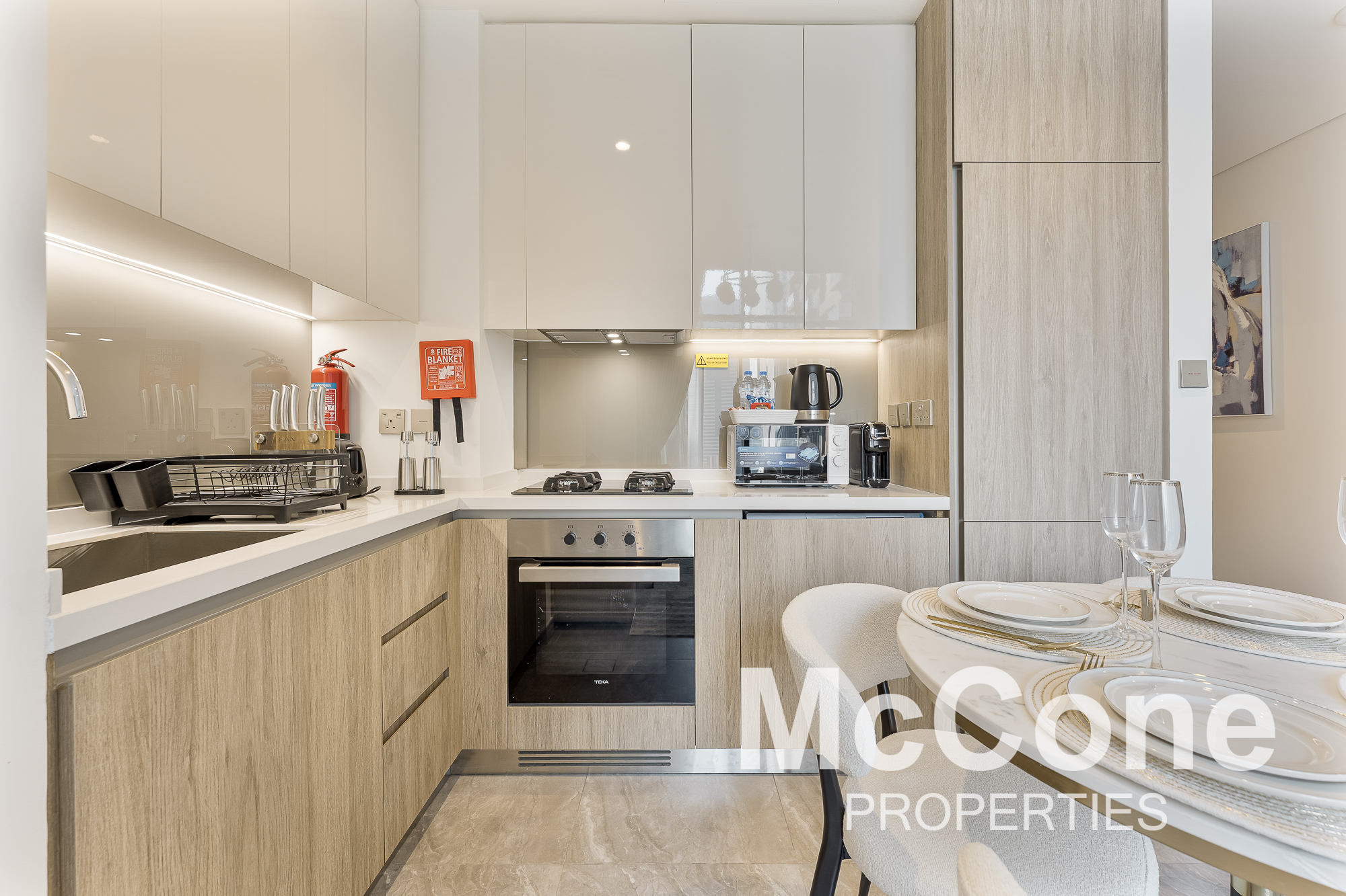 1 Bedroom Apartment for Rent in Peninsula Two, Business Bay — photo 3 of 11