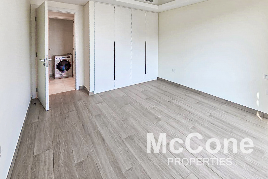 1 Bedroom Apartment for Rent in Lamaa Building 1, Umm Suqeim — photo 5 of 10