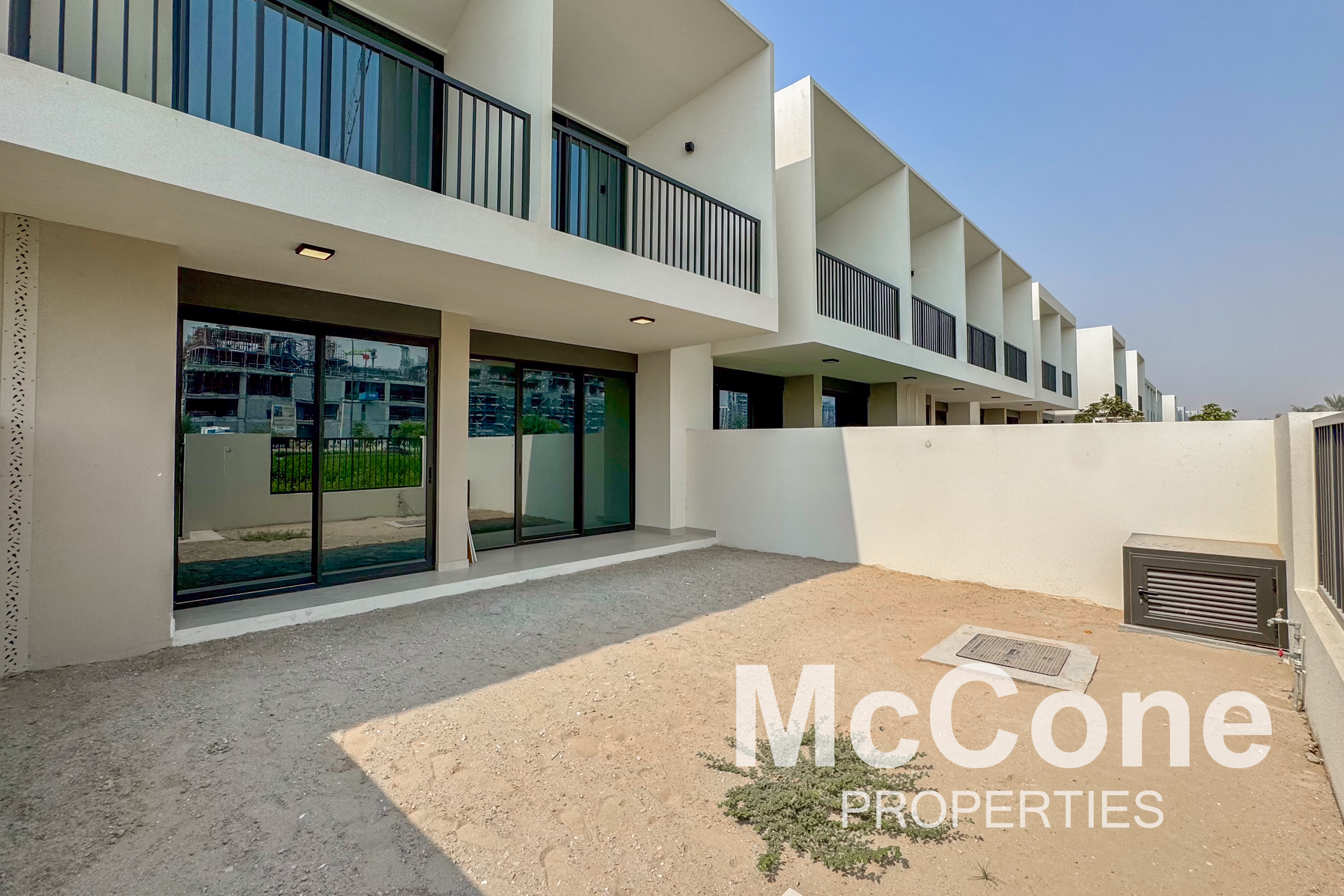 4 Bedroom Townhouse for Rent in Maha Townhouses, Town Square — photograph 12 of 13