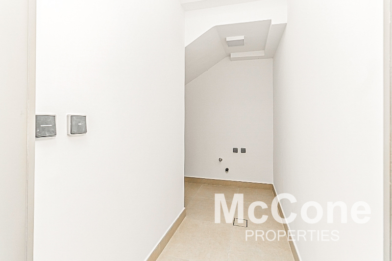 4 Bedroom Townhouse for Rent in Aura Gardens, Tilal Al Ghaf — photograph 13 of 26