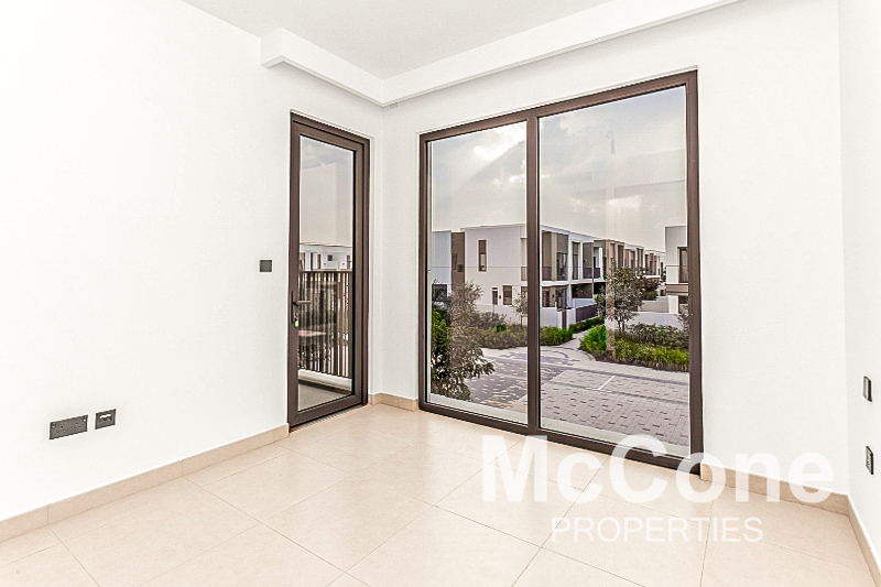 4 Bedroom Townhouse for Rent in Aura Gardens, Tilal Al Ghaf — photograph 16 of 26