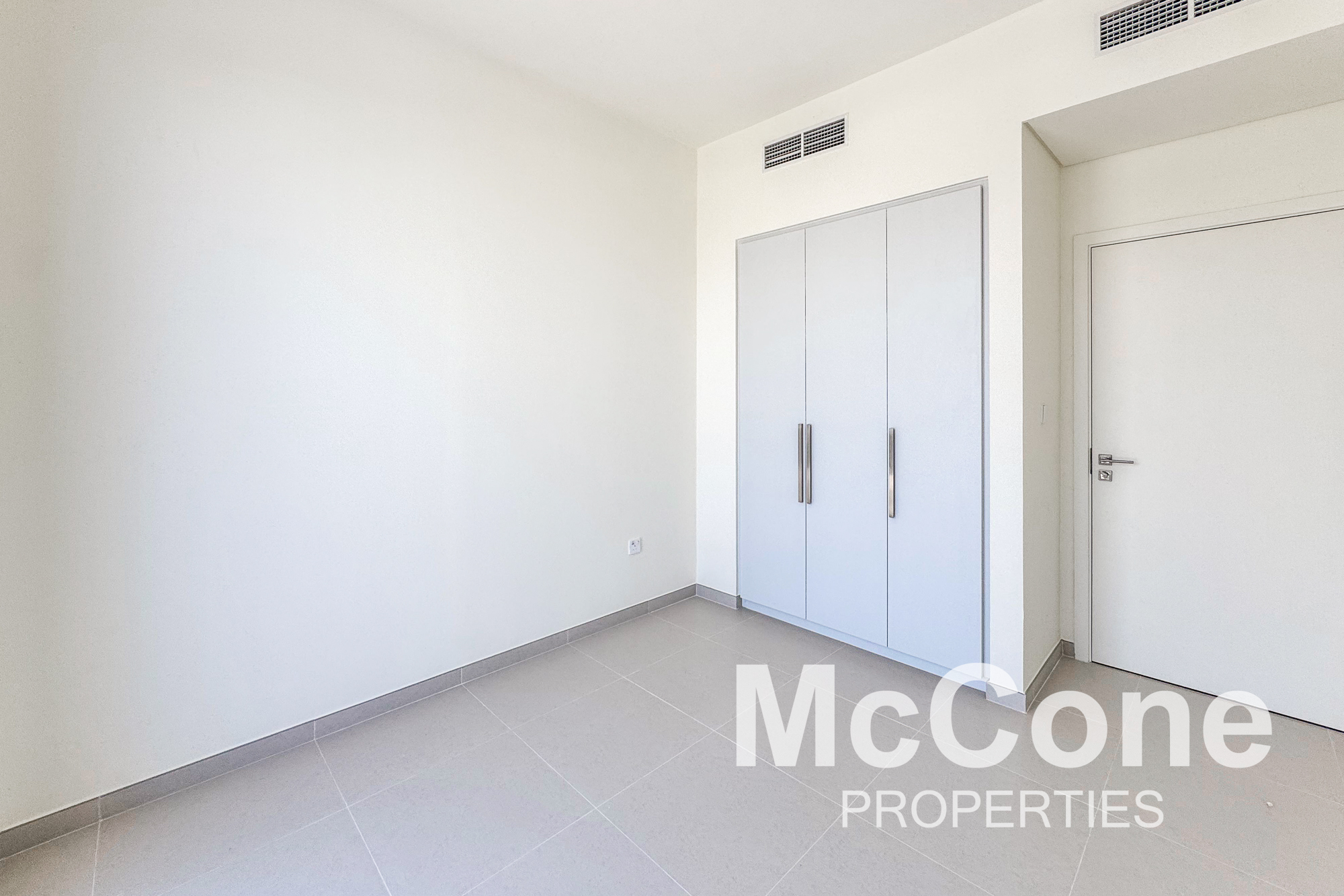 3 Bedroom Townhouse for Rent in Greenviews 2, Dubai South (Dubai World Central) — photo 9 of 22